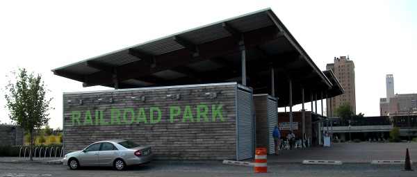 Railroad Park entrance