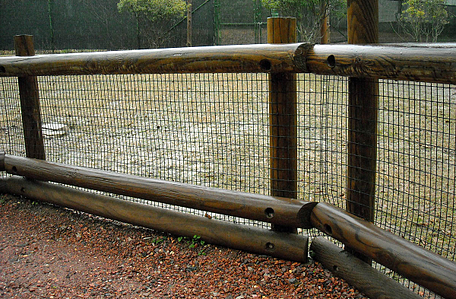 vinyl coated welded wire mesh safety fence 